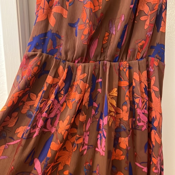 High Low Hem Dress size 1 - Picture 4 of 6